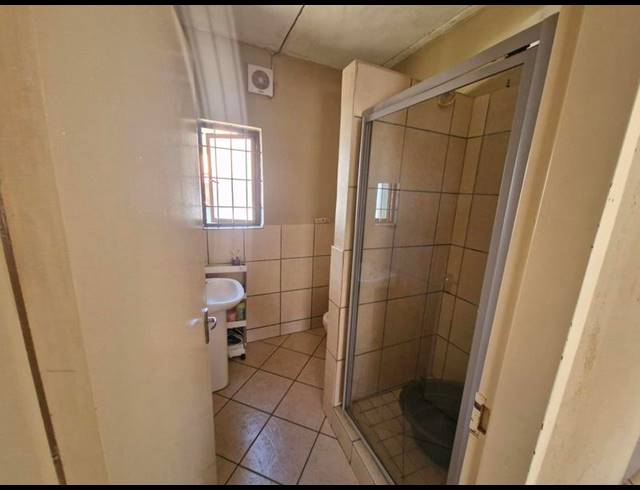 2 BEDROOM APARTMENT FOR SALE IN KLIPPOORTJE